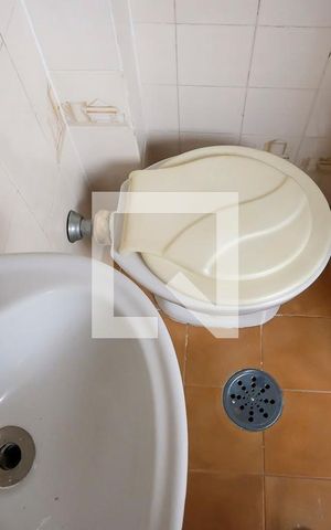 Apartamento à venda com 140m², 3 quartos e 2 vagas Apartamento à venda com 140m², 3 quartos e 2 vagasBanheiro-Área de Serviço