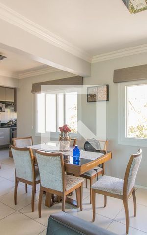 Apartamento à venda com 107m², 3 quartos e 2 vagas Apartamento à venda com 107m², 3 quartos e 2 vagasSala