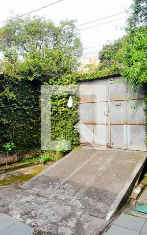 Casa à venda com 476m², 2 quartos e 3 vagasGaragem