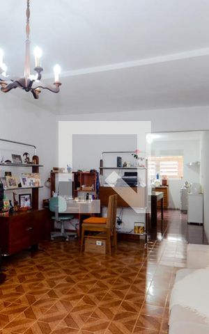 Casa à venda com 476m², 2 quartos e 3 vagasSala