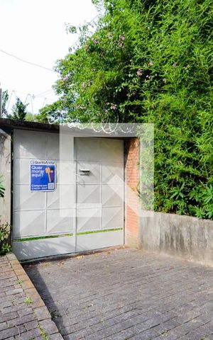 Casa à venda com 476m², 2 quartos e 3 vagasFachada