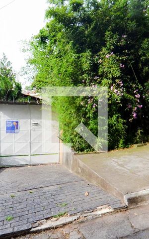 Casa à venda com 476m², 2 quartos e 3 vagasFachada