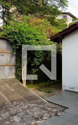 Casa à venda com 476m², 2 quartos e 3 vagasGaragem