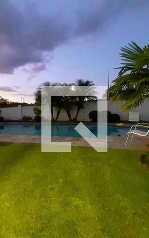 Casa de condomínio à venda com 1050m², 5 quartos e 6 vagas