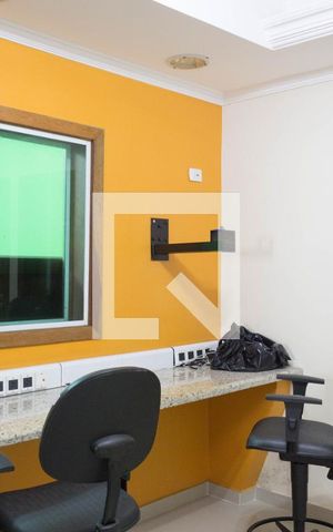 Casa à venda com 350m², 6 quartos e 4 vagas Casa à venda com 350m², 6 quartos e 4 vagasEstudio