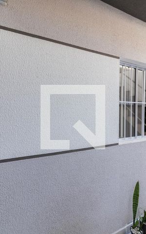 Casa de condomínio à venda com 60m², 2 quartos e 2 vagas Casa de condomínio à venda com 60m², 2 quartos e 2 vagasEntrada / Quintal
