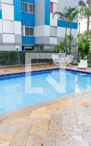 Apartamento à venda com 48m², 2 quartos e 1 vagaPiscina