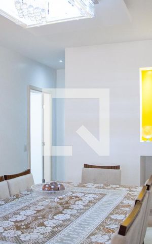 Apartamento à venda com 280m², 4 quartos e 2 vagas Apartamento à venda com 280m², 4 quartos e 2 vagasSala de Jantar
