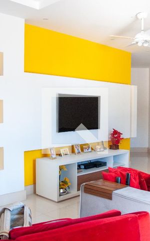 Apartamento à venda com 280m², 4 quartos e 2 vagas Apartamento à venda com 280m², 4 quartos e 2 vagasSala