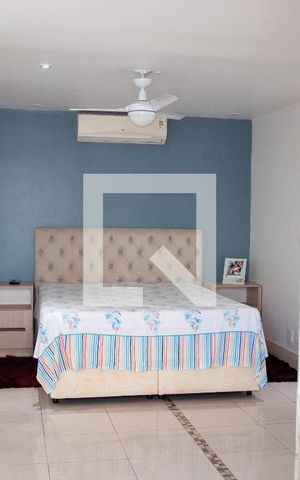 Apartamento à venda com 280m², 4 quartos e 2 vagas Apartamento à venda com 280m², 4 quartos e 2 vagasQuarto 4 - Suíte