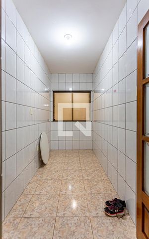 Casa à venda com 300m², 3 quartos e 2 vagas Casa à venda com 300m², 3 quartos e 2 vagasDespensa