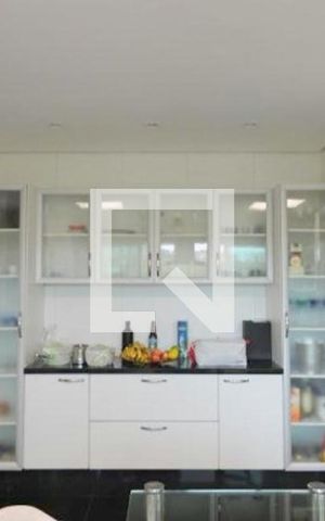 Casa de condomínio à venda com 1200m², 4 quartos e 4 vagas