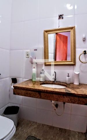 Casa à venda com 516m², 4 quartos e 2 vagas