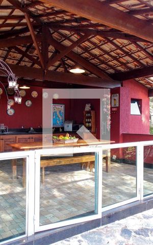 Casa de condomínio à venda com 800m², 5 quartos e 10 vagas