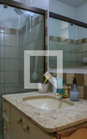 Apartamento à venda com 136m², 3 quartos e 2 vagas Apartamento à venda com 136m², 3 quartos e 2 vagasBanheiro