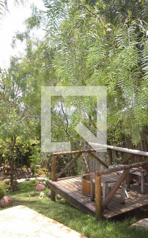 Casa de condomínio à venda com 480m², 9 quartos e 6 vagas