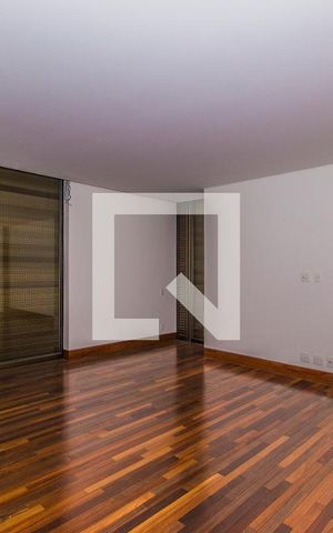 Apartamento à venda com 576m², 4 quartos e 6 vagas