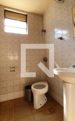 Casa à venda com 108m², 2 quartos e 4 vagas