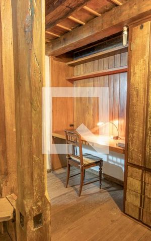 Casa de condomínio à venda com 475m², 5 quartos e 6 vagas