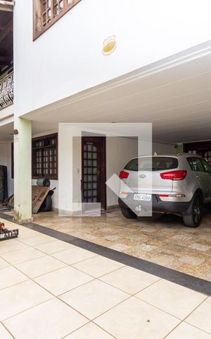 Casa à venda com 360m², 4 quartos e 5 vagas