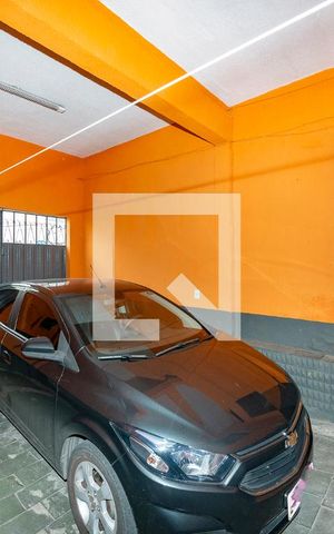 Casa à venda com 600m², 9 quartos e 1 vaga Casa à venda com 600m², 9 quartos e 1 vagaGaragem