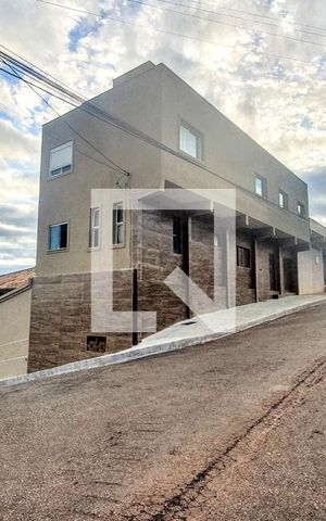 Casa à venda com 472m², 6 quartos e 4 vagas