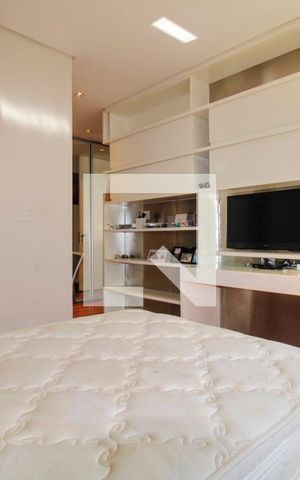 Casa de condomínio à venda com 463m², 4 quartos e 4 vagas
