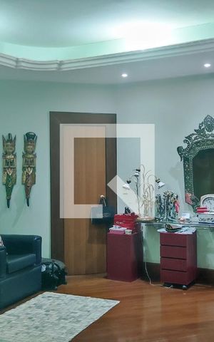 Casa à venda com 1000m², 5 quartos e 8 vagas