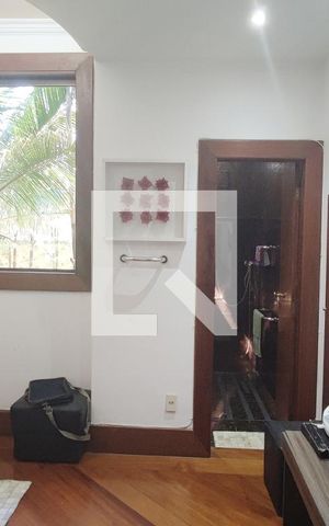 Casa à venda com 1000m², 5 quartos e 8 vagas