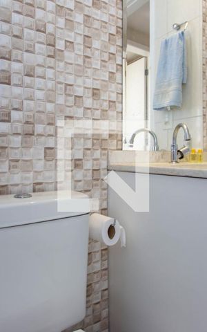 Apartamento à venda com 90m², 3 quartos e 2 vagas Apartamento à venda com 90m², 3 quartos e 2 vagasBanheiro Social