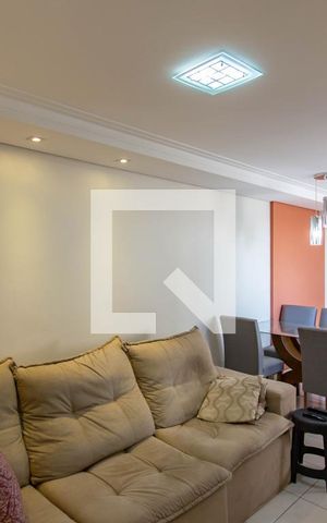 Apartamento à venda com 90m², 3 quartos e 2 vagas Apartamento à venda com 90m², 3 quartos e 2 vagasSala