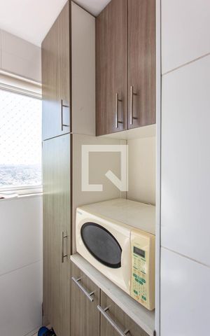 Apartamento à venda com 90m², 3 quartos e 2 vagas Apartamento à venda com 90m², 3 quartos e 2 vagasÁrea de Serviço