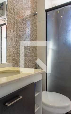 Apartamento à venda com 90m², 3 quartos e 2 vagas Apartamento à venda com 90m², 3 quartos e 2 vagasBanheiro da Suíte
