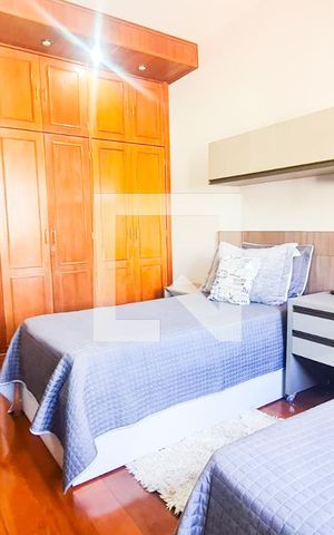 Casa à venda com 324m², 4 quartos e 4 vagas