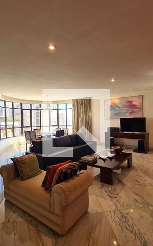 Apartamento à venda com 235m², 4 quartos e 4 vagas