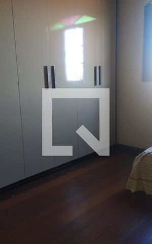 Casa à venda com 280m², 3 quartos e 3 vagas