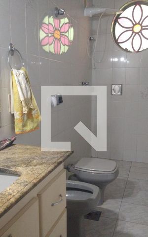 Casa à venda com 280m², 3 quartos e 3 vagas