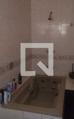 Casa à venda com 280m², 3 quartos e 3 vagas