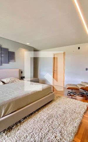 Casa de condomínio à venda com 494m², 4 quartos e 5 vagas