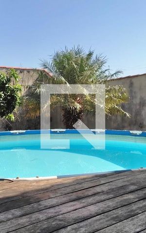 Casa à venda com 271m², 4 quartos e 4 vagas