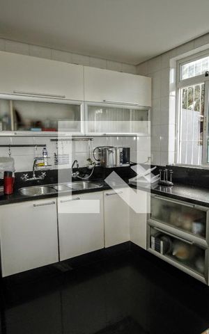 Casa à venda com 412m², 4 quartos e 2 vagas