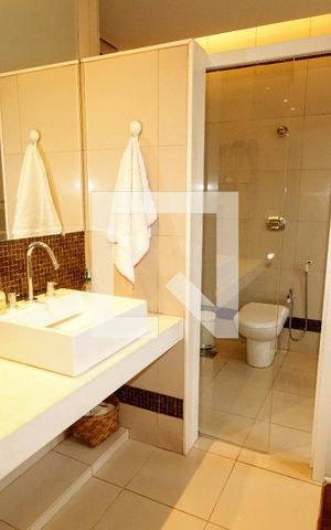 Casa à venda com 412m², 4 quartos e 2 vagas