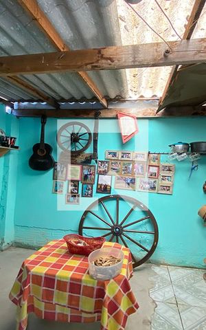 Casa à venda com 120m², 2 quartos e 1 vagaFogão a   Lenha