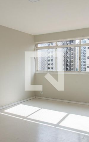 Apartamento à venda com 92m², 2 quartos e 1 vaga Apartamento à venda com 92m², 2 quartos e 1 vagaSala