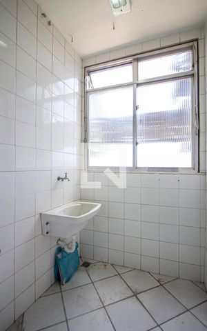 Apartamento para alugar com 55m², 2 quartos e 1 vagaÁrea de Serviço