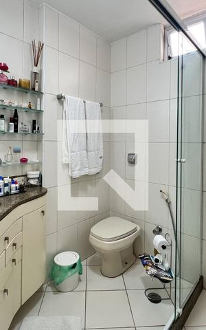 Apartamento à venda com 130m², 4 quartos e 2 vagasBanheiro do Quarto 1