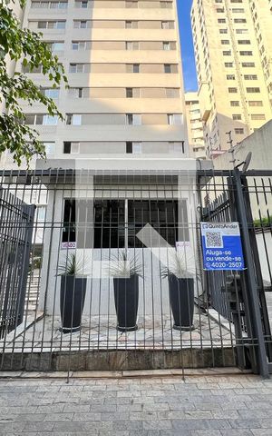 Apartamento à venda com 130m², 4 quartos e 2 vagasFachada