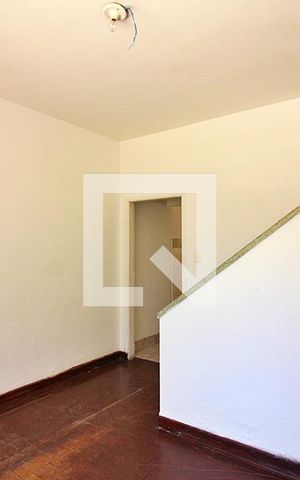 Casa para alugar com 140m², 2 quartos e 2 vagasSala 