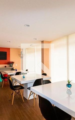 Apartamento à venda com 36m², 1 quarto e 1 vaga Apartamento à venda com 36m², 1 quarto e 1 vagaÁrea comum - Salão de festas