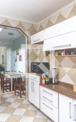Casa à venda com 280m², 3 quartos e 5 vagas Casa à venda com 280m², 3 quartos e 5 vagasCozinha